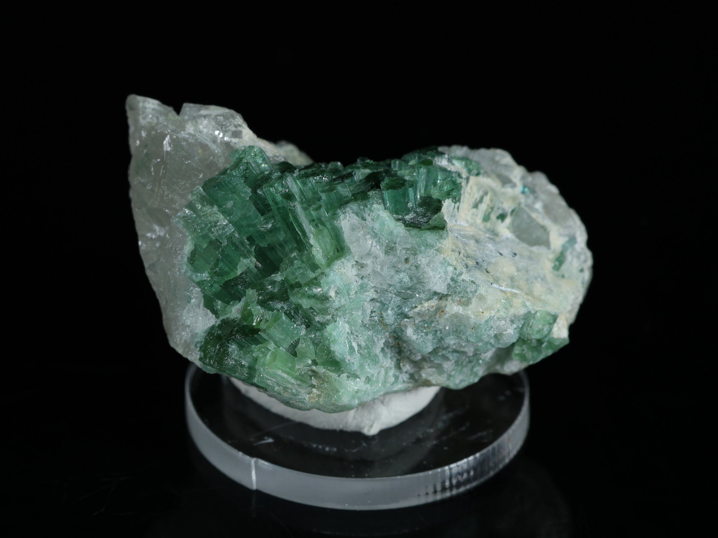 Turmalina verde en cuarzo de Afganistán - Afganistán