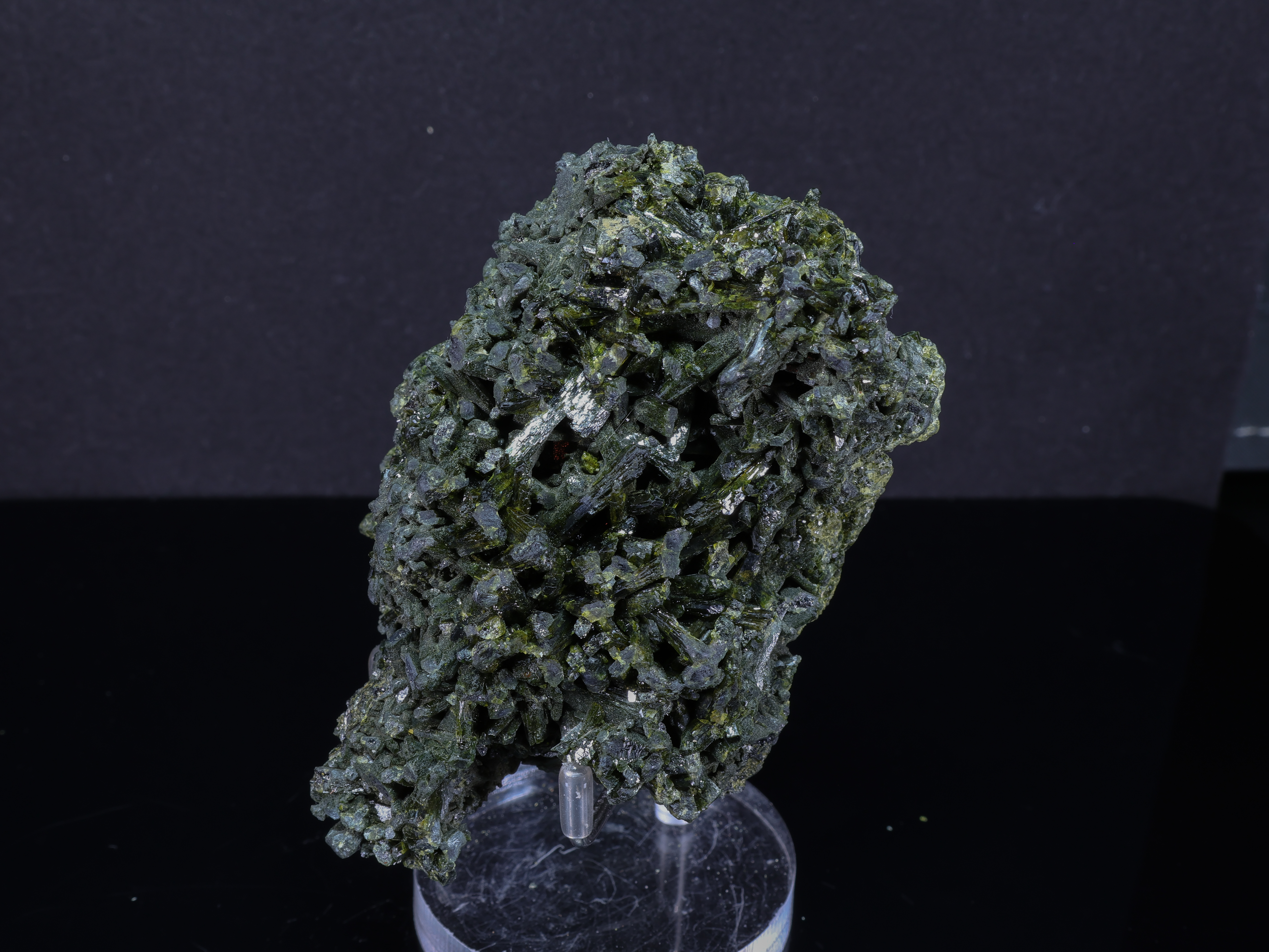 Ciemnozielony epidot z Pakistanu - 9,5cm