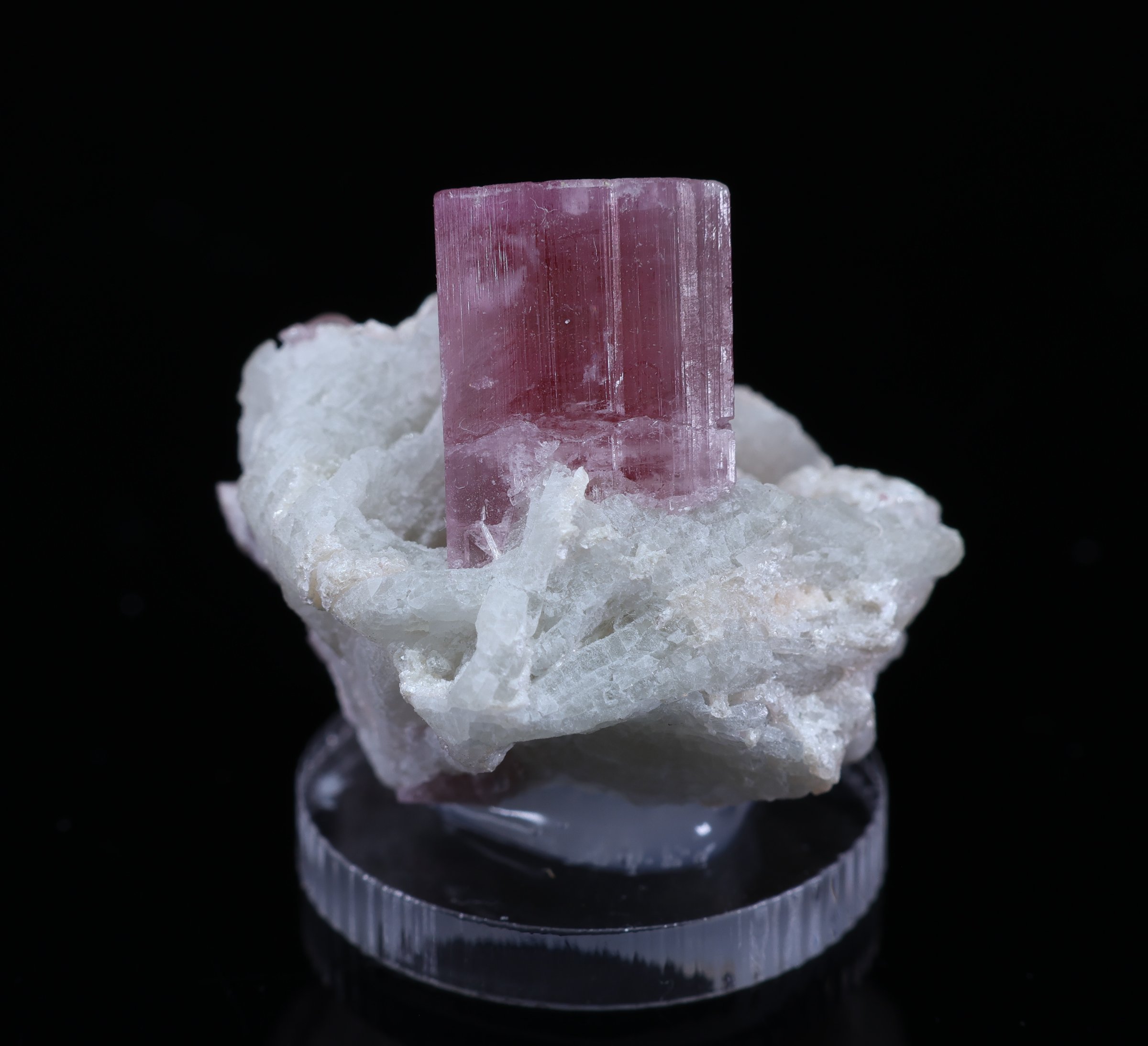 Intensely pink tourmaline from Afghanistan