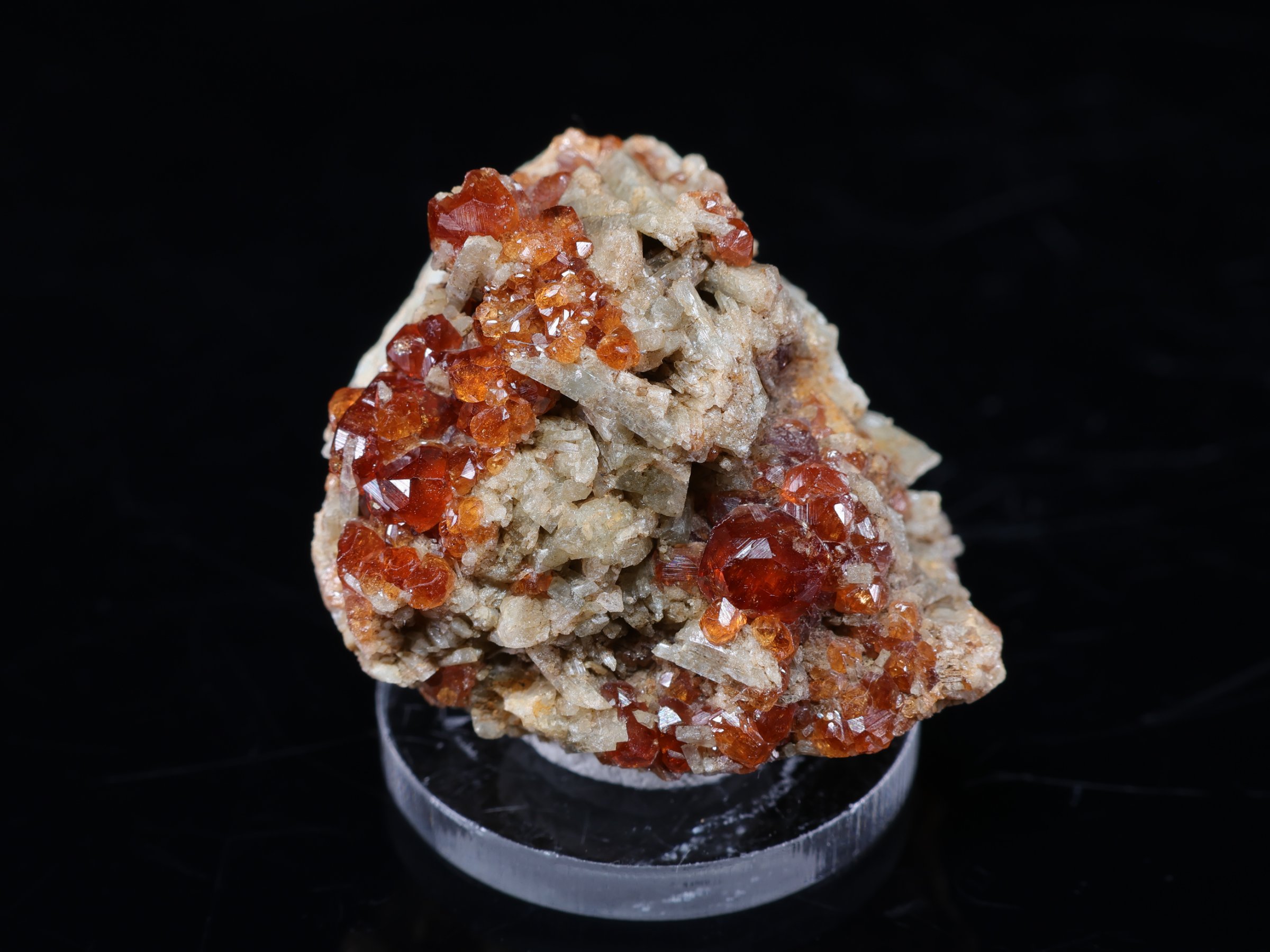 Pomarańczowe kryształy spessartynu z Pakistanu - 2.8 cm