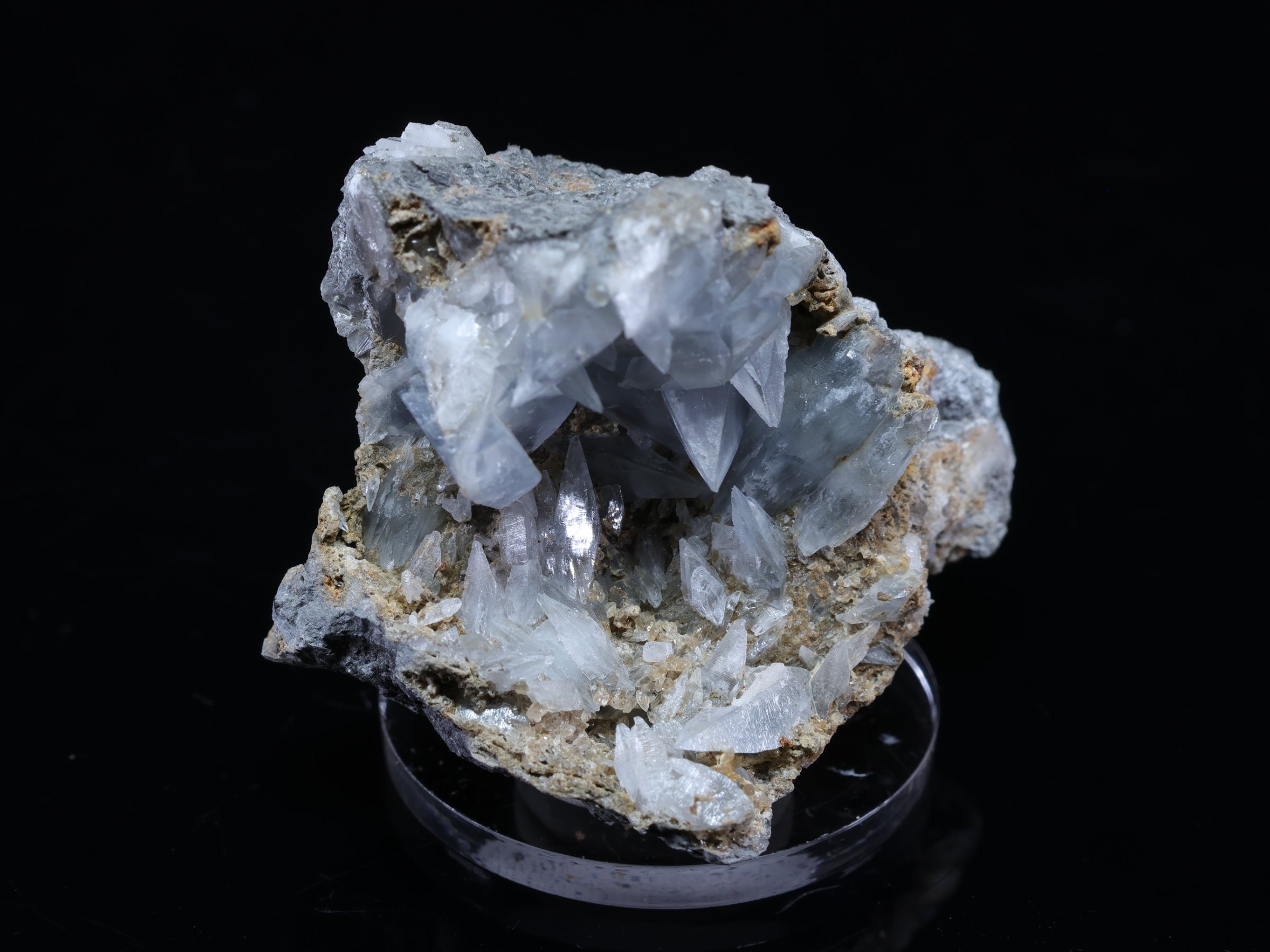 Cristales celestina azul claro de Alemania