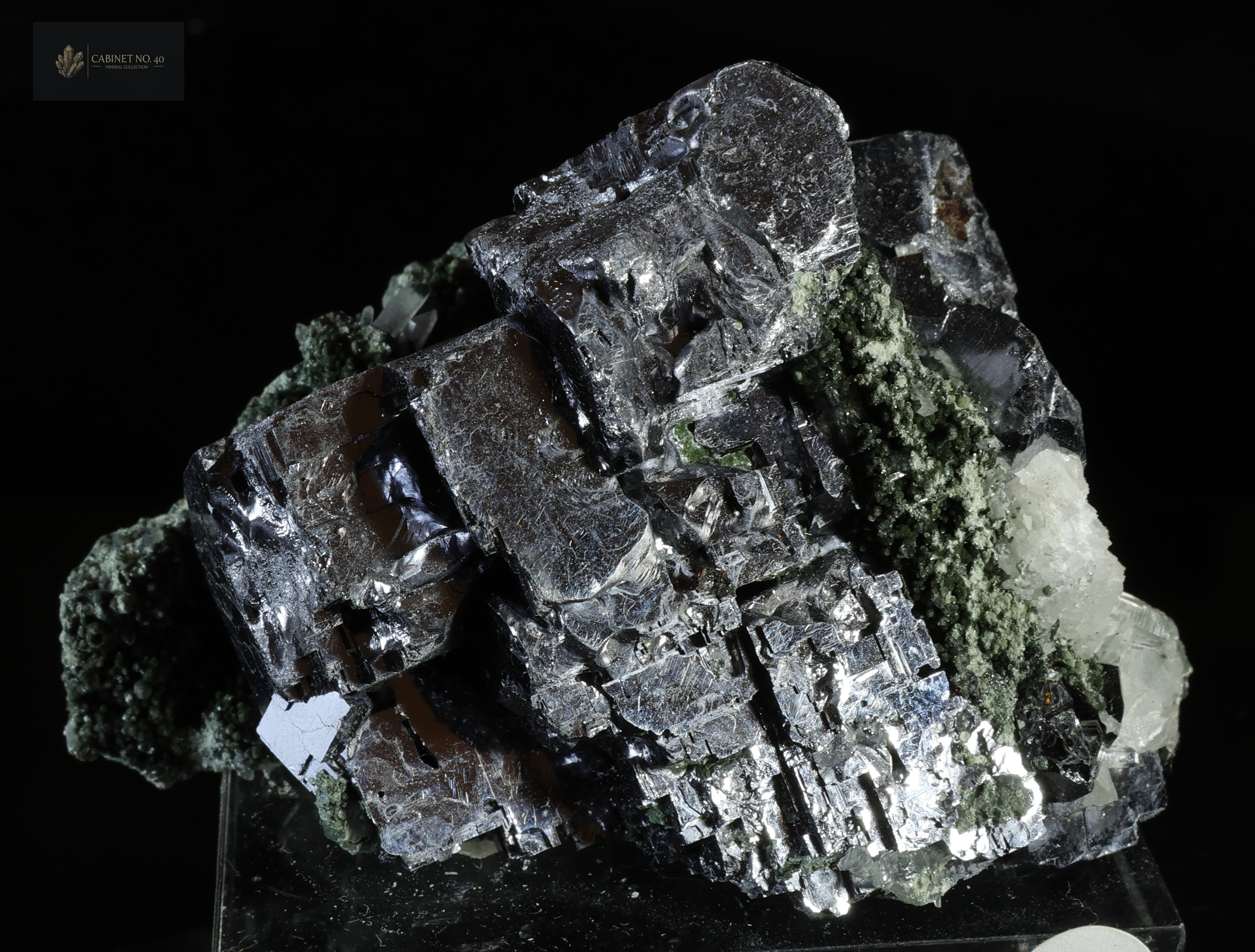 Galena, Sfaleryt, Manganokalcyt, Chloryt