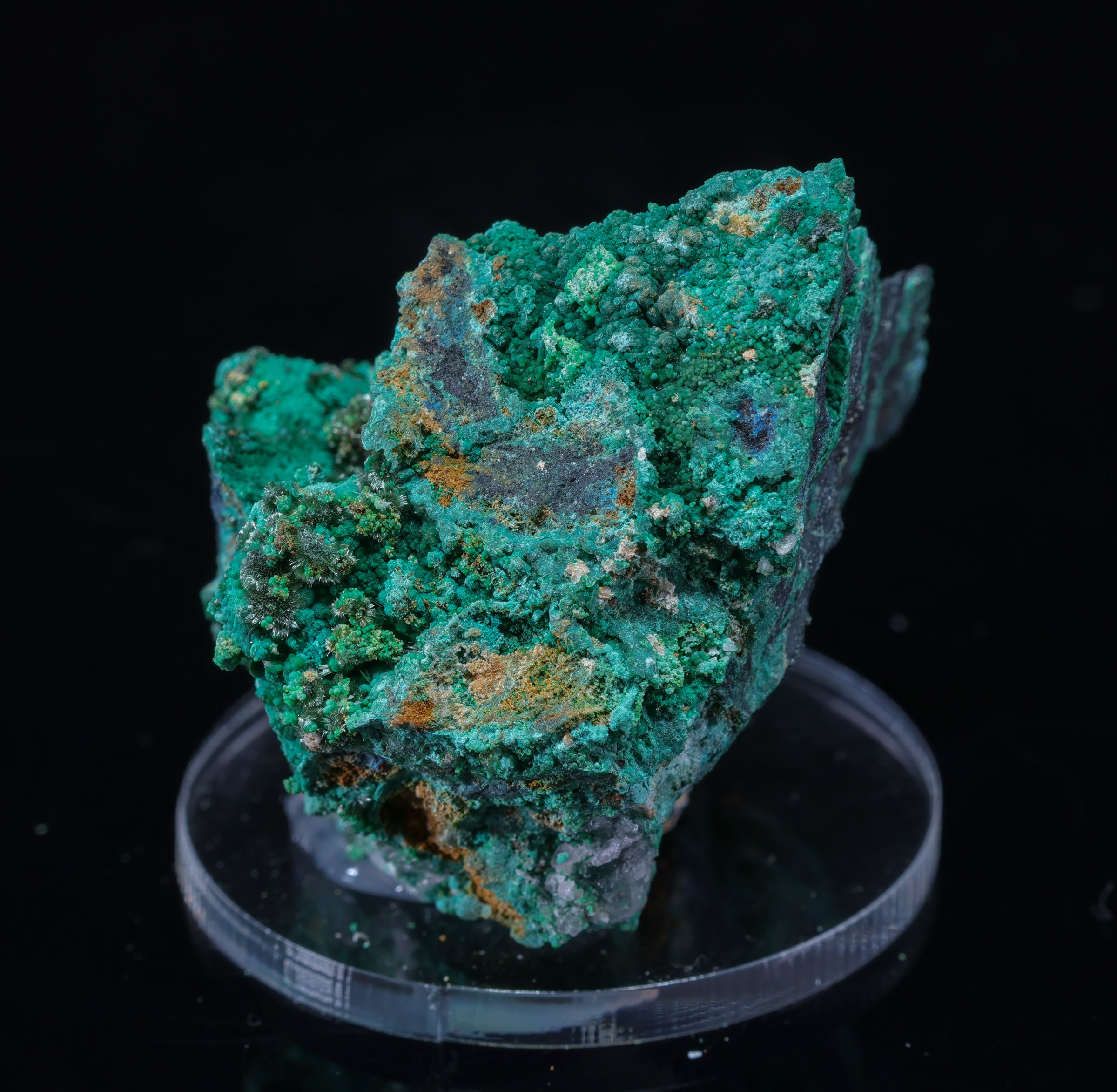 Green Olivine and Conichalcite from Hilarion Mine