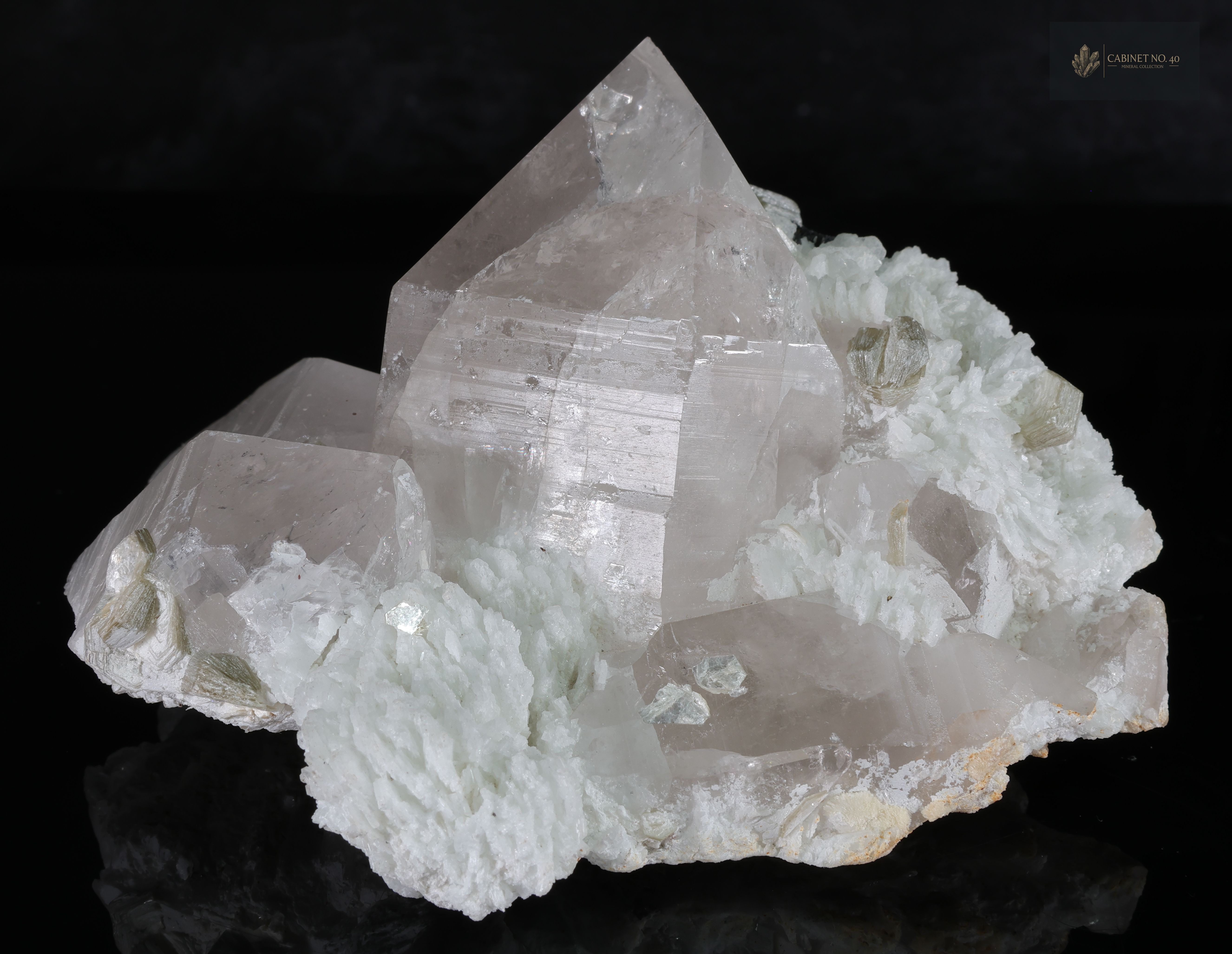 Cristales de cuarzo lechosos de Pakistán