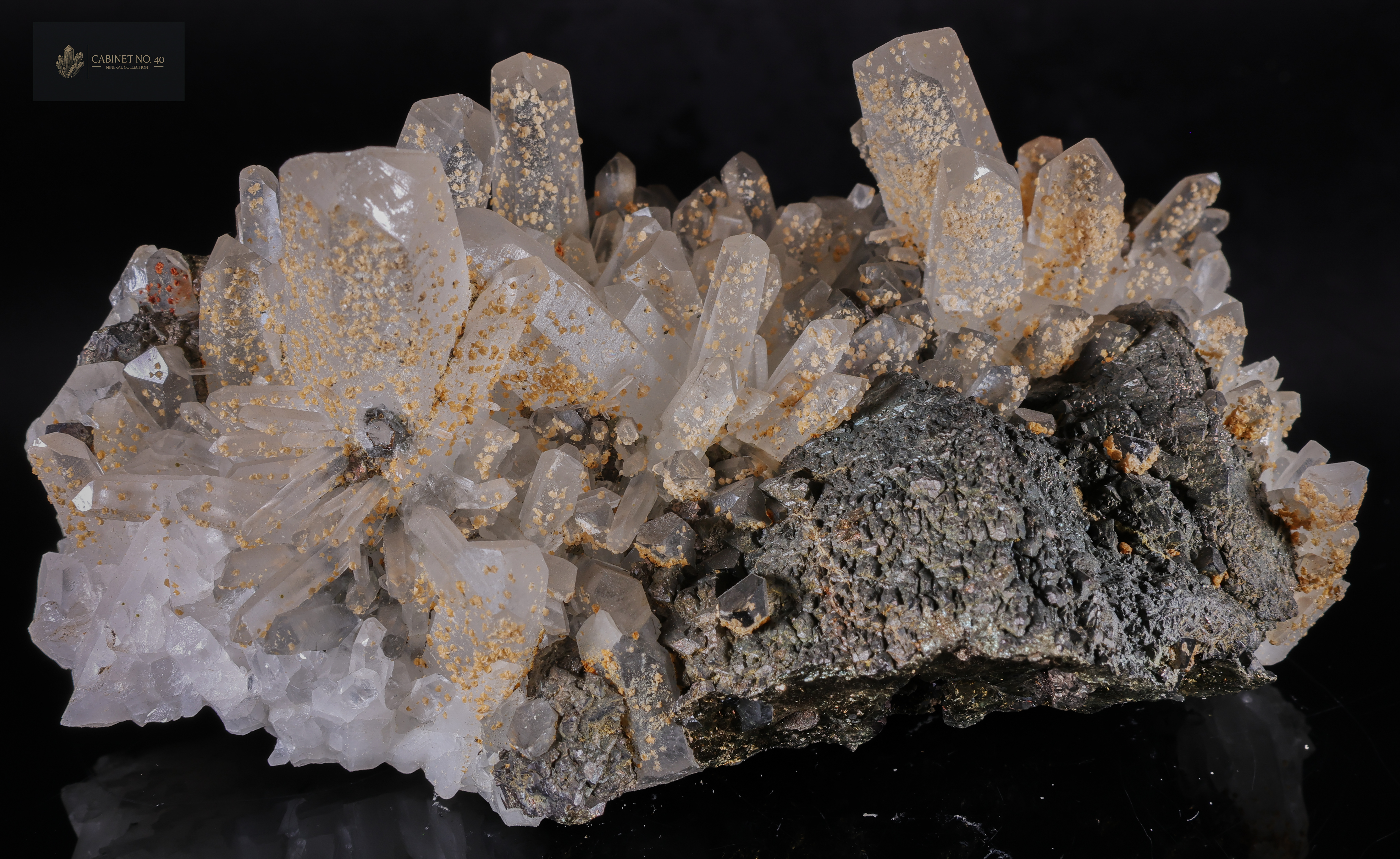 Quartz, pseudomorphs of marcasite after pyrrhotite, siderite