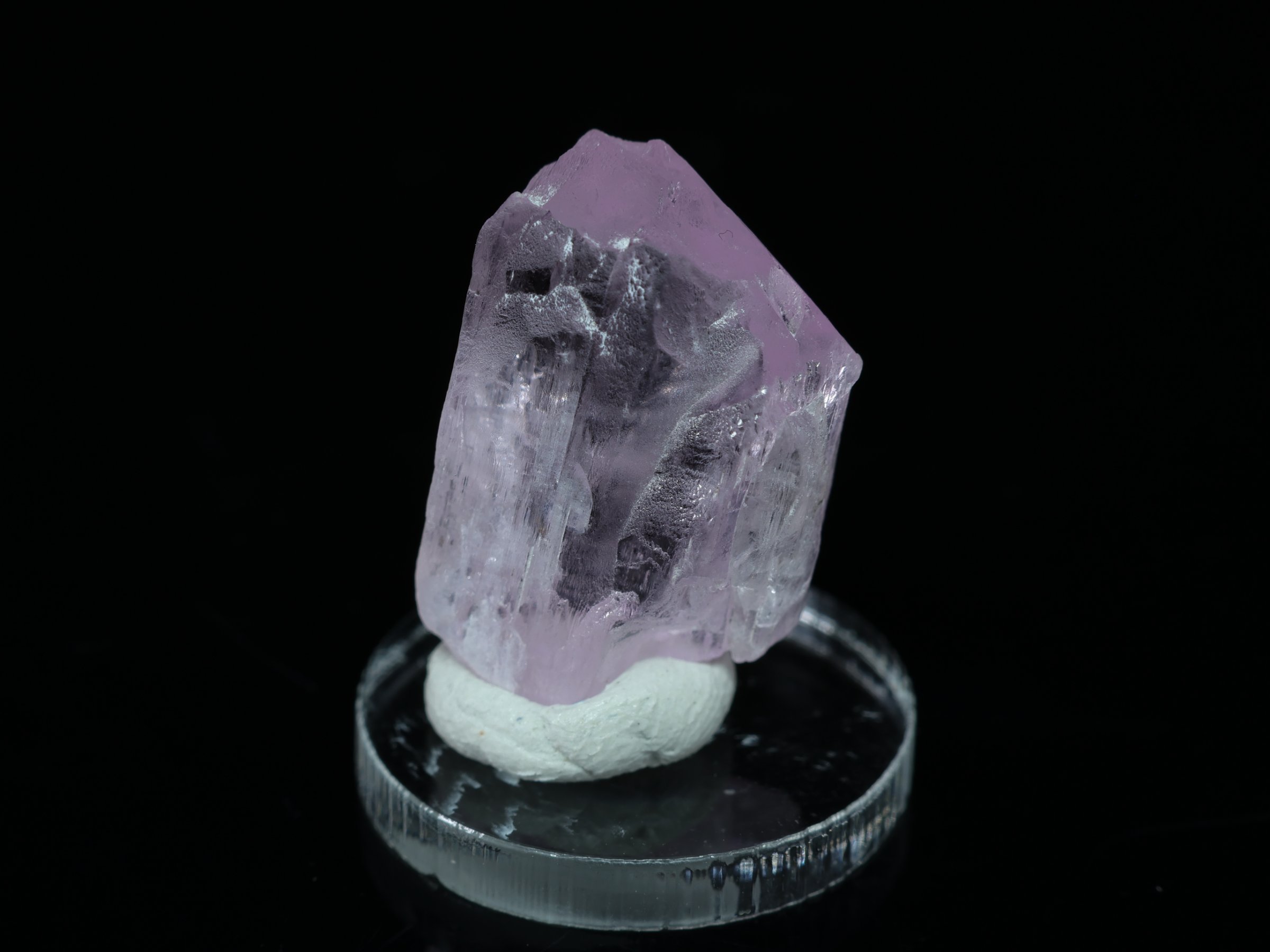 Light pink crystal of Kunzite from Afghanistan - 2.2 cm