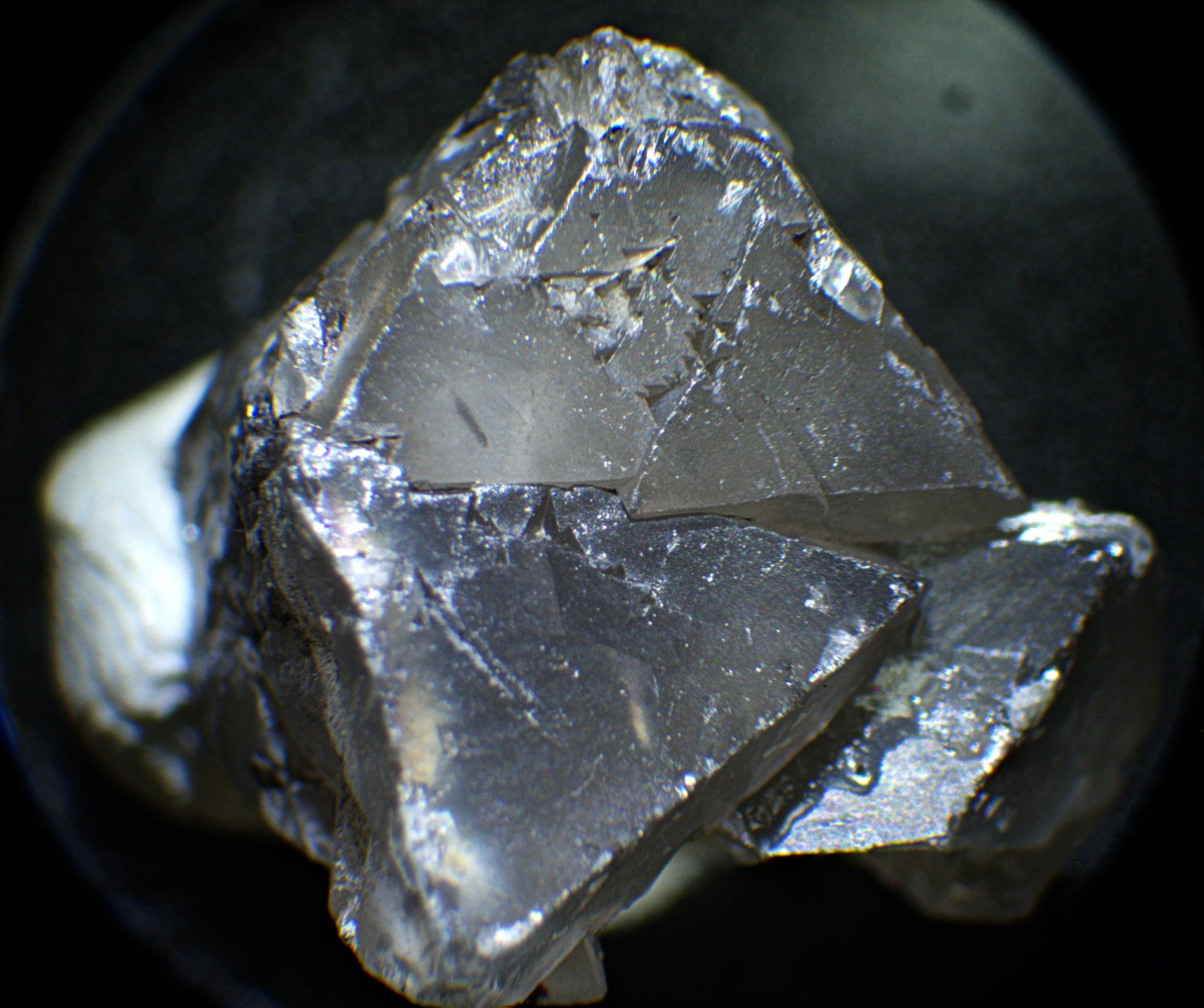 Senarmontite