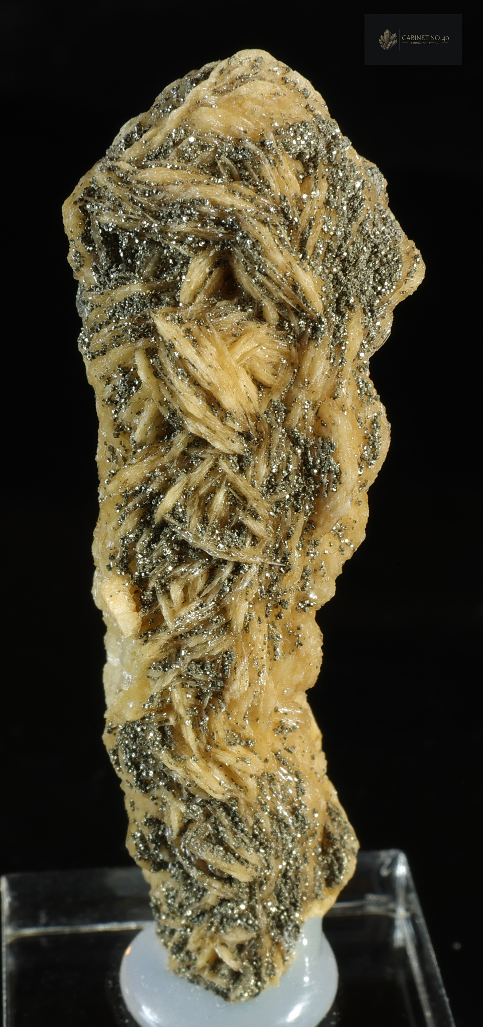 Barite, Pyrite