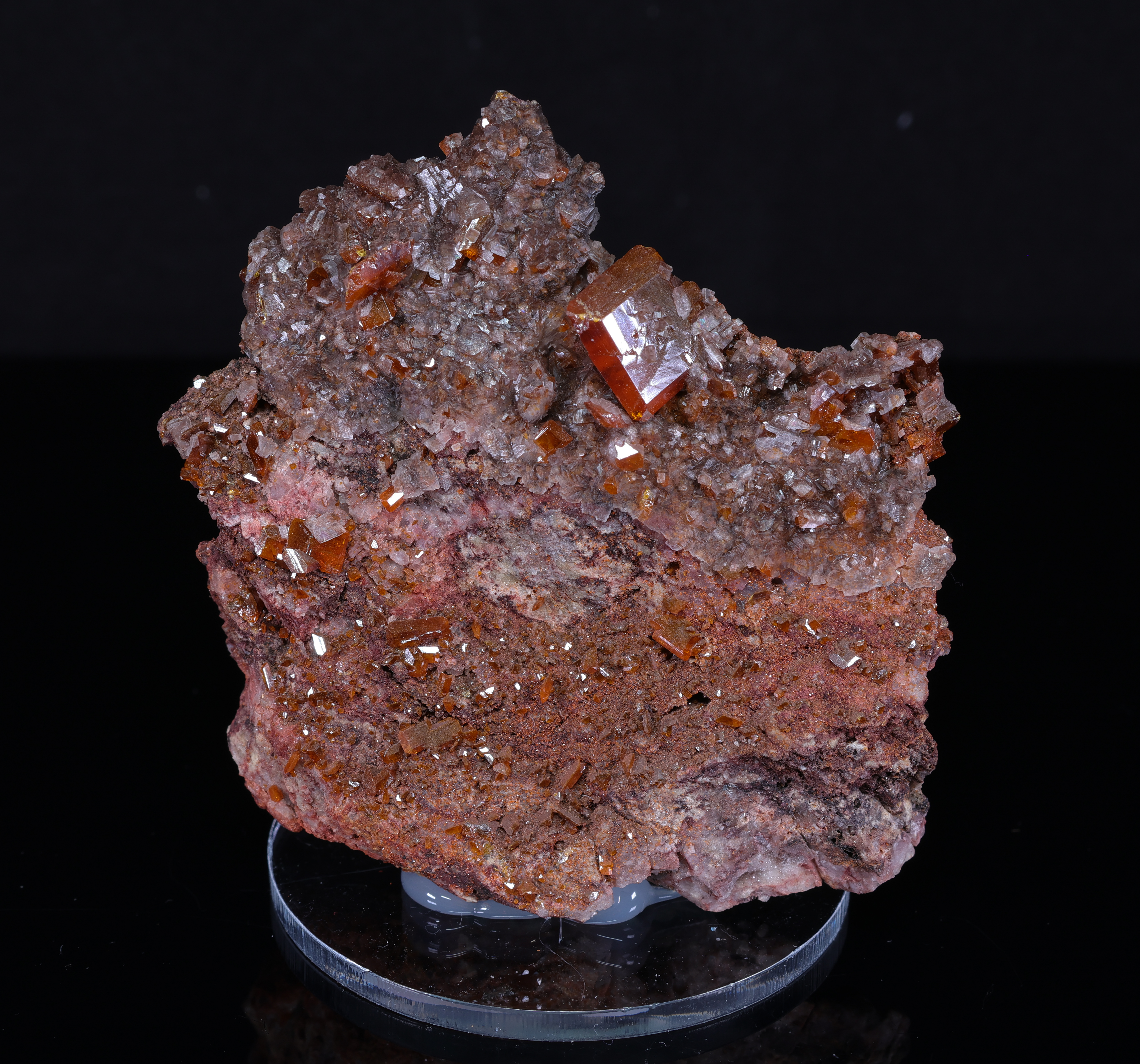 Cristales rojo-naranjas de wulfenita de la mina Red Cloud