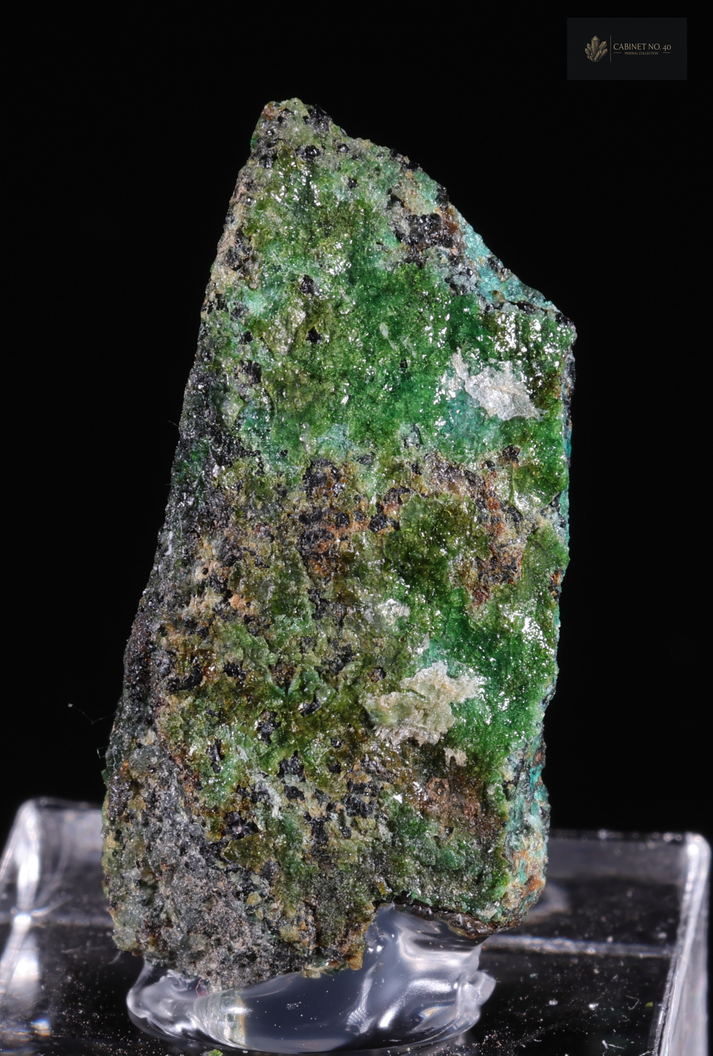 Nepouit i Trevoryt - rzadkie minerały niklu