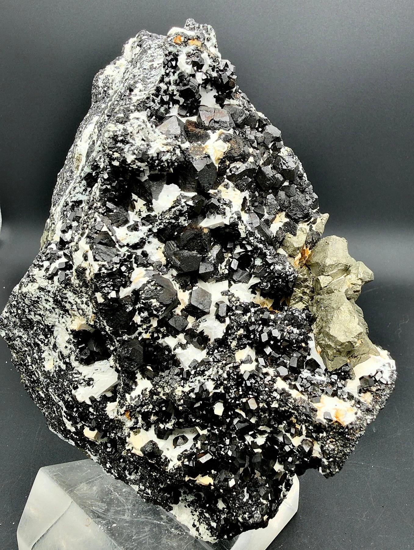 Okaz mineralny