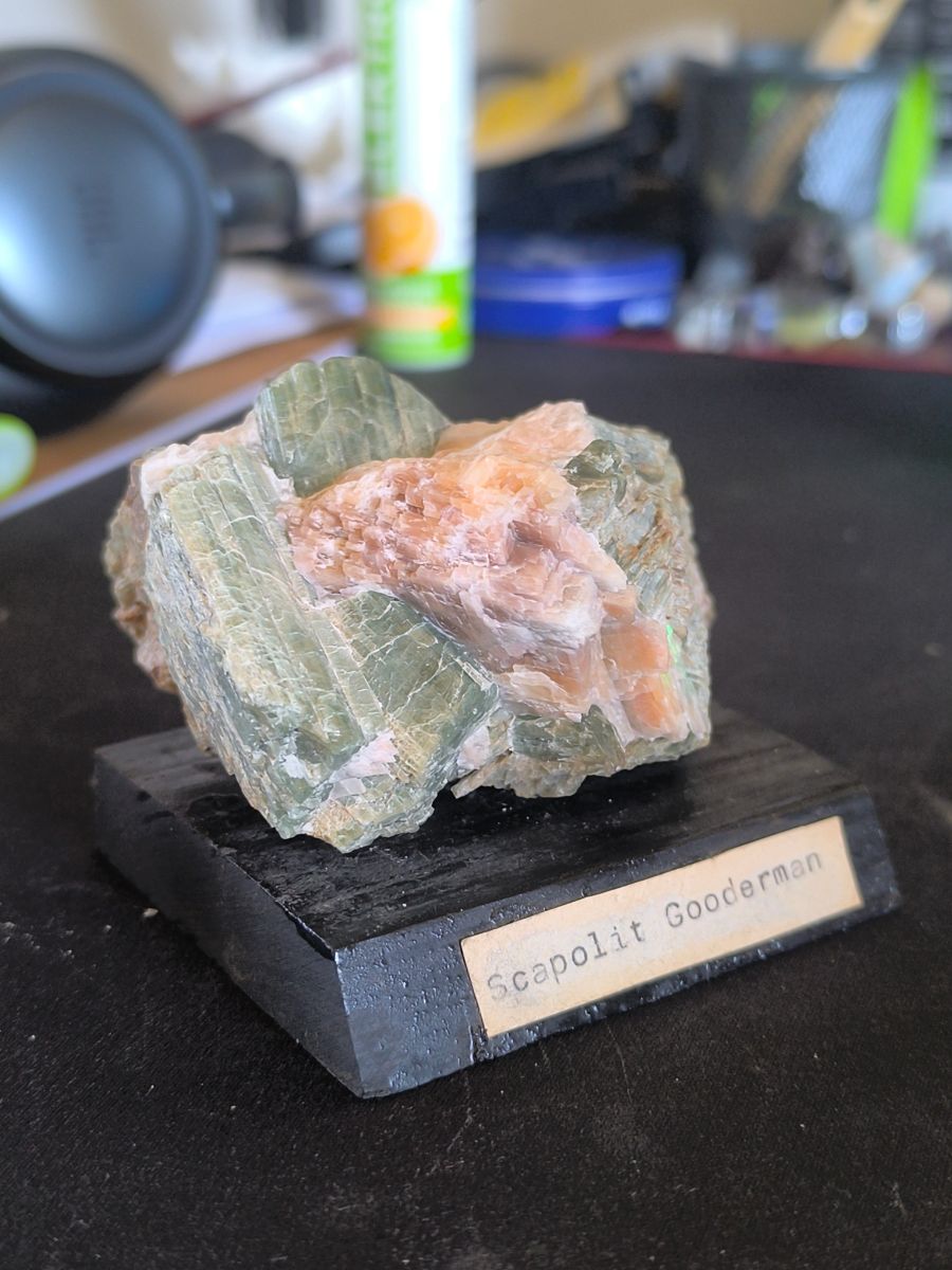 Okaz mineralny