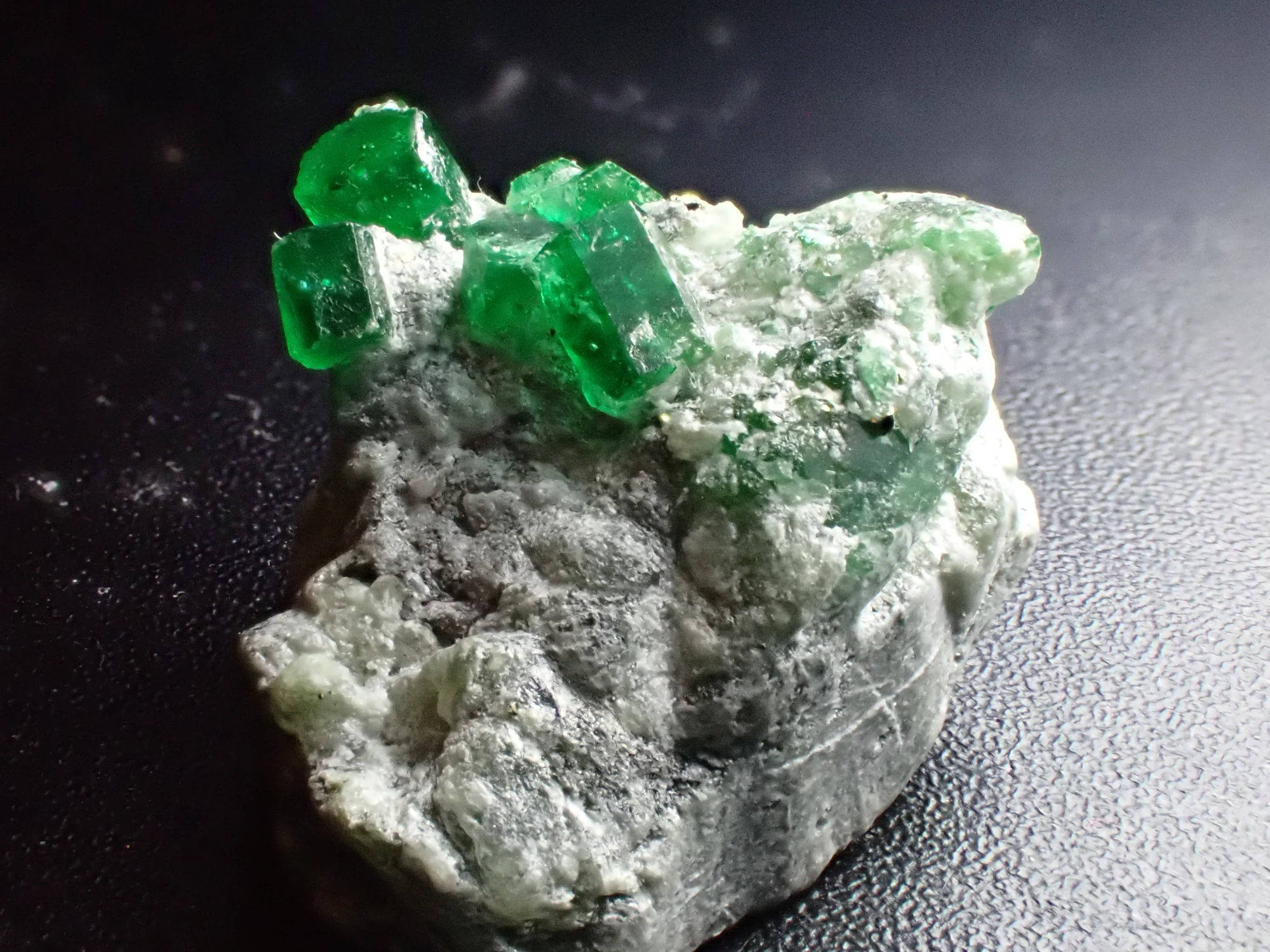 Okaz mineralny