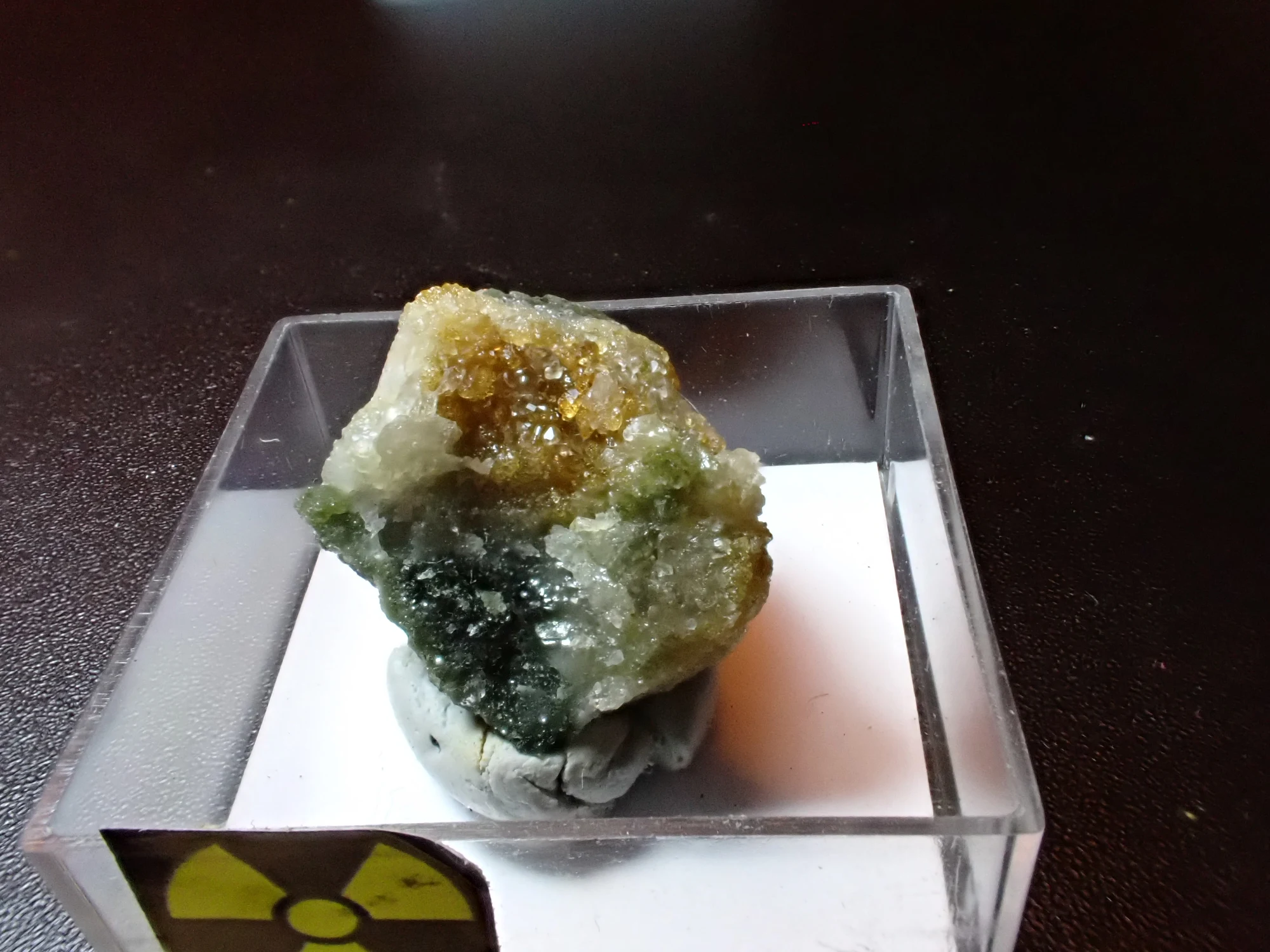 Okaz mineralny