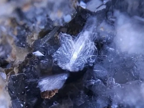 Okaz mineralny
