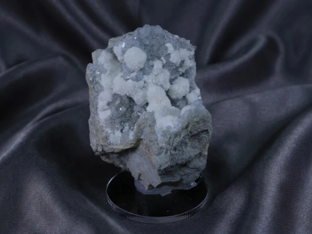 Okaz mineralny